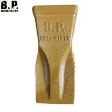 61QA-31310 Diente de dientes de cucharón Hyundai R360